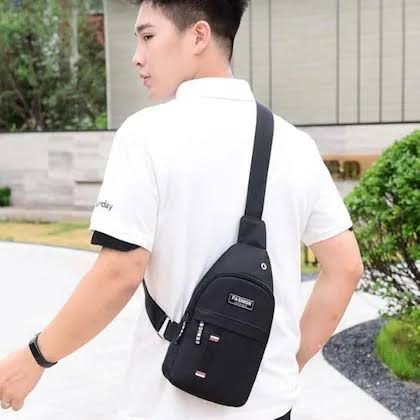 Men's Adjustable Chest Bag